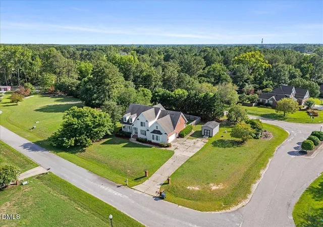 Photo 2 of Single family home for sale at 3709 Carriage Manor Ct, Wendell, NC 27591 | MLS# 10180891 | Listing updated on 2026-09-19