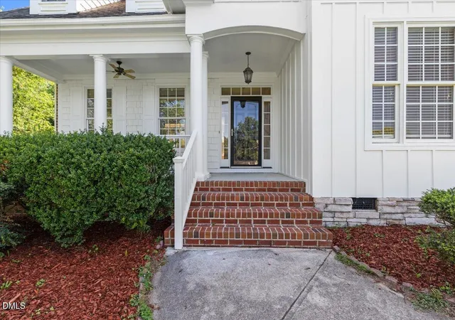 Photo 4 of Single family home for sale at 3709 Carriage Manor Ct, Wendell, NC 27591 | MLS# 10180891 | Listing updated on 2026-09-19