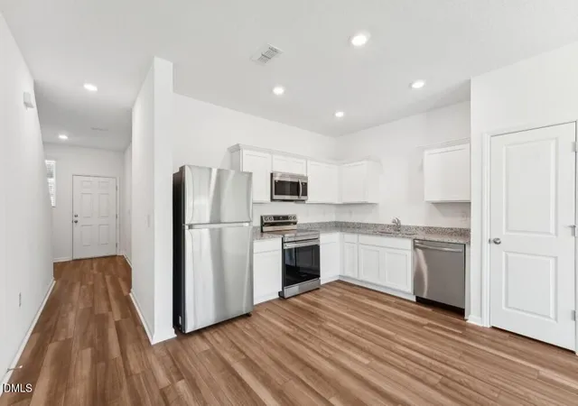 Photo 4 of Sale Pending at 3053 Fulong Dr, Durham, NC 27704 | MLS# 10180647 | Listing updated on 2026-09-04