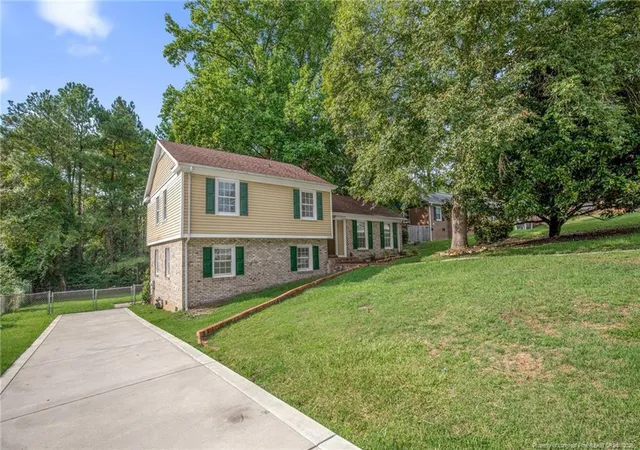Photo 3 of Single family home for sale at 5210 Southport Rd, Fayetteville, NC 28311 | MLS# 766012 | Listing updated on 2026-08-19