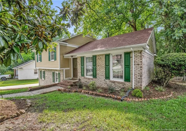 Photo 3 of Single family home for sale at 5210 Southport Rd, Fayetteville, NC 28311 | MLS# 766012 | Listing updated on 2026-08-19