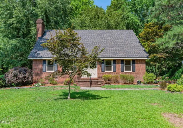 Photo 1 of Sale Pending at 66 White Oak Dr, Smithfield, NC 27577 | MLS# 10181148 | Listing updated on 2026-08-28