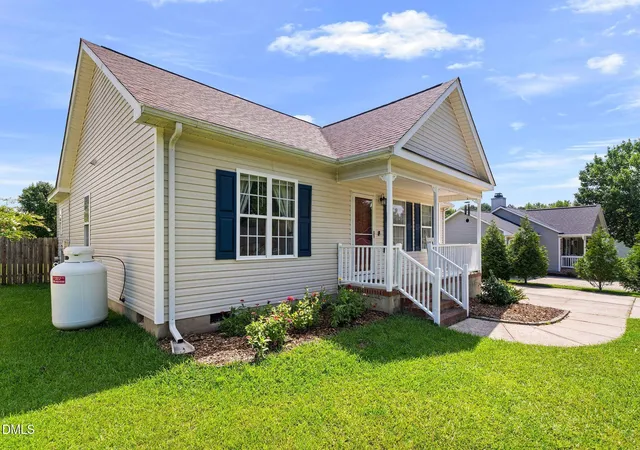 Photo 3 of Single family home for sale at 211 Courtland Dr, Angier, NC 27501 | MLS# 10180818 | Listing updated on 2026-09-14