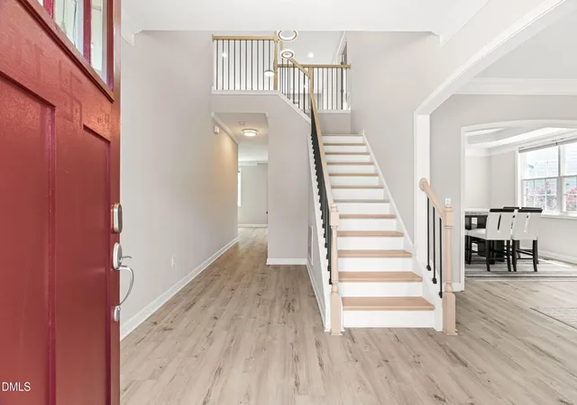Photo 3 of Sale Pending at 900 Vandalia Dr, Cary, NC 27519 | MLS# 10181036 | Listing updated on 2026-08-28