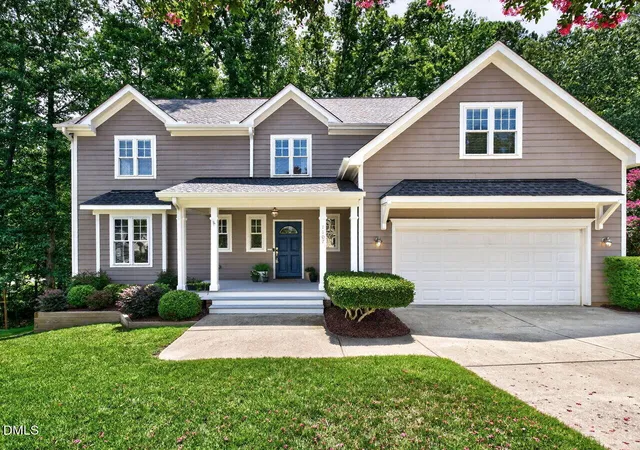 Photo 3 of Single family home for sale at 1107 Elbury Dr, Apex, NC 27502 | MLS# 10181019 | Listing updated on 2026-09-14