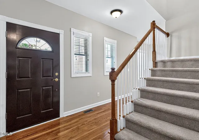 Photo 4 of Single family home for sale at 1107 Elbury Dr, Apex, NC 27502 | MLS# 10181019 | Listing updated on 2026-09-14