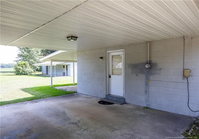 4th image of 528 Fayetteville St, Newton Grove, NC 28366 | MLS# 766199