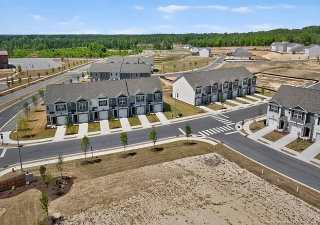 Photo 4 of Townhouse for sale at 250 Maddox Dr, Aberdeen, NC 28315 | MLS# 766195 | Listing updated on 2026-08-25