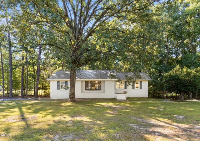1st image of 2726 Heather Dr, Sanford, NC 27330 | MLS# 10180835