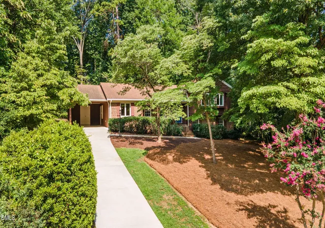 Photo 1 of Single family home for sale at 6813 Jean Dr, Raleigh, NC 27612 | MLS# 10181296 | Listing updated on 2026-10-06