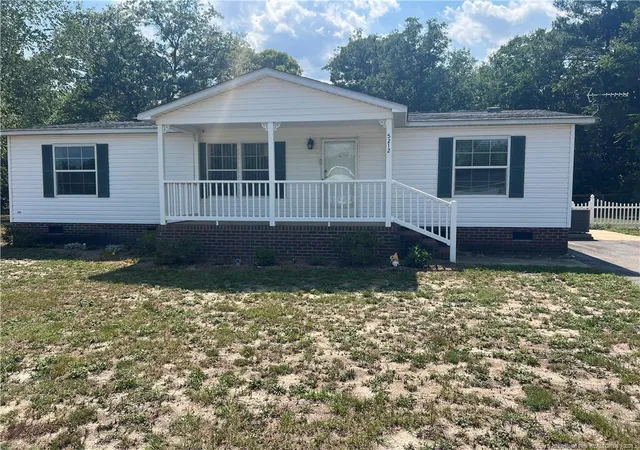 Photo 1 of Sale Pending at 5212 Perry Oliver Dr, Hope Mills, NC 28348 | MLS# 766177 | Listing updated on 2026-09-08