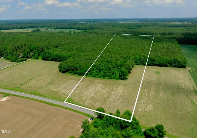 1st image of 3 Bowden Rd, Turkey, NC 28393 | MLS# 10180914