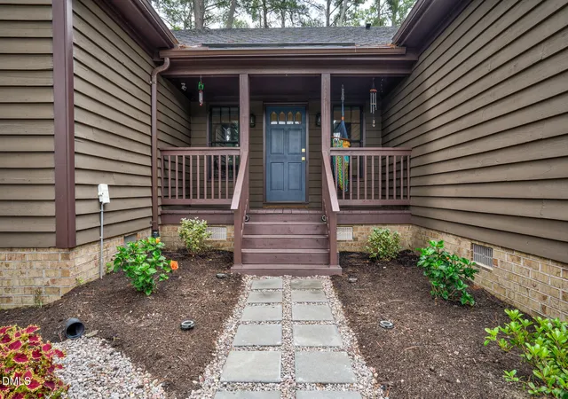 Photo 3 of Single family home for sale at 1609 Country Clb Rd, Rocky Mount, NC 27804 | MLS# 10183114 | Listing updated on 2026-08-31