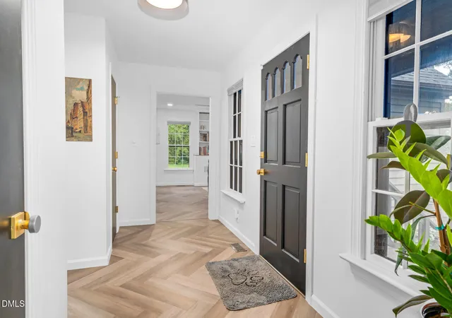 Photo 4 of Single family home for sale at 1609 Country Clb Rd, Rocky Mount, NC 27804 | MLS# 10183114 | Listing updated on 2026-08-31