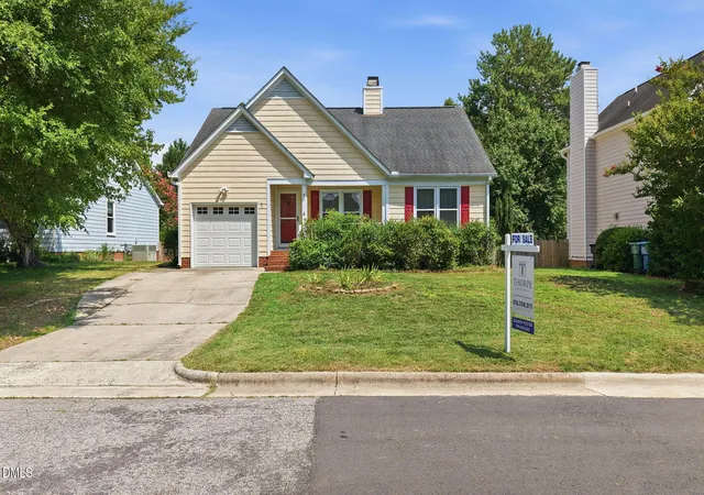 Photo 1 of Sale Pending at 6 Rattan Bay Ct, Durham, NC 27713 | MLS# 10180963 | Listing updated on 2026-08-28