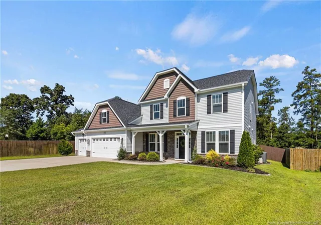 Photo 3 of Single family home for sale at 3324 Amour Dr, Fayetteville, NC 28306 | MLS# 766164 | Listing updated on 2026-09-11