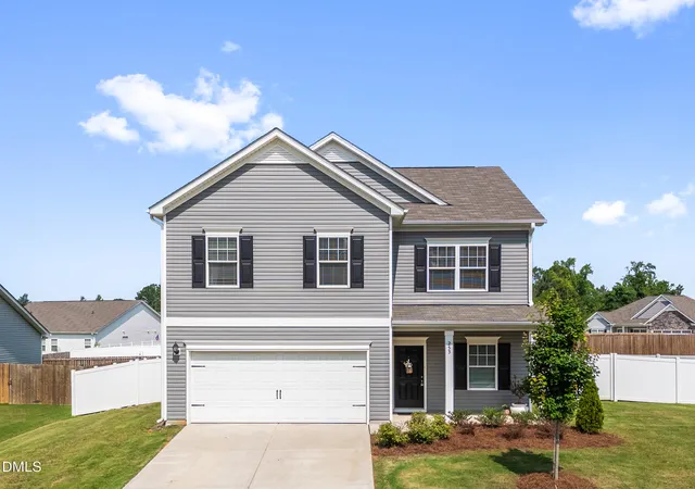Photo 1 of Single family home for sale at 253 Shooting Star Ln, Clayton, NC 27520 | MLS# 10181060 | Listing updated on 2026-10-06
