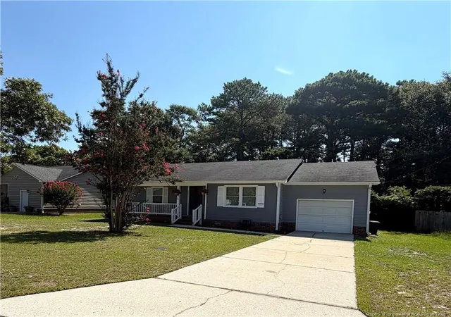 Photo 3 of Single family home for sale at 5122 Double Oaks Dr, Fayetteville, NC 28306 | MLS# 766121 | Listing updated on 2026-09-21