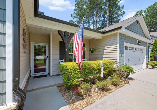 Photo 1 of Single family home for sale at 73 Diamond Trak Ln, Selma, NC 27576 | MLS# 10181866 | Listing updated on 2026-10-07