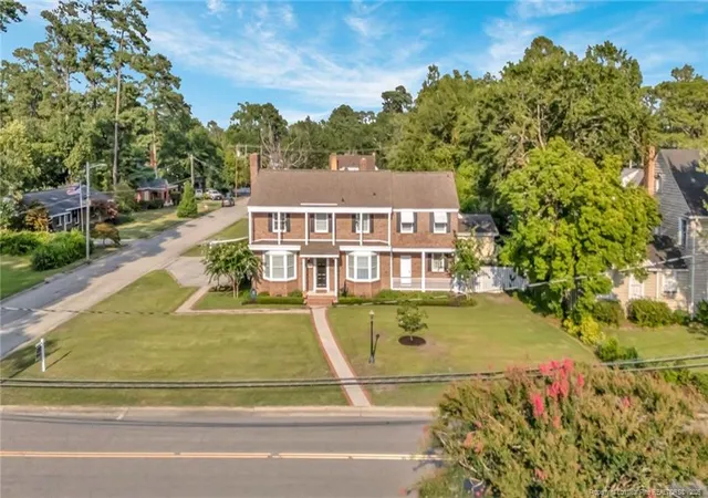 Photo 3 of Sale Pending at 1706 N Chestnut St, Lumberton, NC 28358 | MLS# 766224 | Listing updated on 2026-09-09
