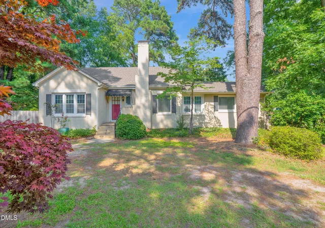 Photo 1 of Single family home for sale at 1900 Zebulon Rd, Zebulon, NC 27597 | MLS# 10181047 | Listing updated on 2026-08-31