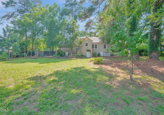 Photo 22 of Single family home for sale at 1900 Zebulon Rd, Zebulon, NC 27597 | MLS# 10181047 | Listing updated on 2026-08-31