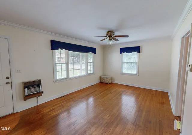 3rd image of 907 Frank St, Roxboro, NC 27573 | MLS# 10182194