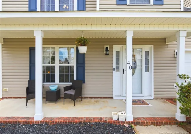 Photo 4 of Single family home for sale at 40 Dover Ct E, Sanford, NC 27332 | MLS# 766019 | Listing updated on 2026-09-03