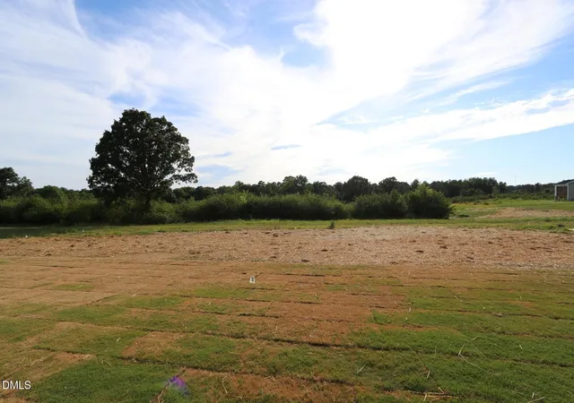 Photo 4 of Single family home for sale at 406 Thomas Store Dr, Broadway, NC 27505 | MLS# 10181094 | Listing updated on 2026-09-20