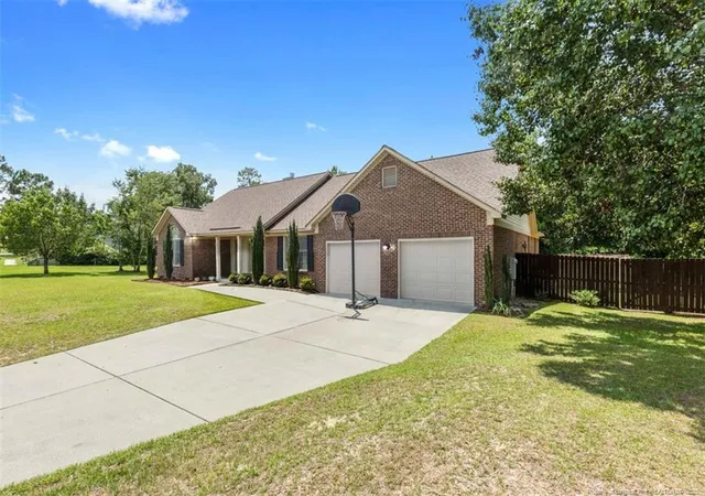 Photo 1 of Single family home for sale at 726 Foxcroft Dr, Fayetteville, NC 28311 | MLS# 766233 | Listing updated on 2026-08-23
