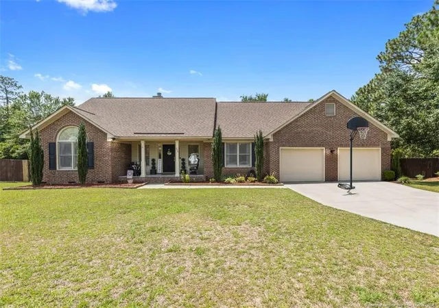 Photo 3 of Single family home for sale at 726 Foxcroft Dr, Fayetteville, NC 28311 | MLS# 766233 | Listing updated on 2026-08-23