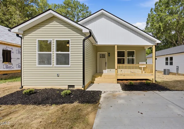 Single family home for sale at 465 New York Ave, Burlington, NC 27215 | MLS# 10181144 | Listing updated on 2026-09-09