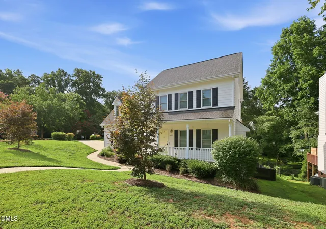 Photo 3 of Single family home for sale at 4205 Winding Oak Way, Apex, NC 27539 | MLS# 10181481 | Listing updated on 2026-08-27