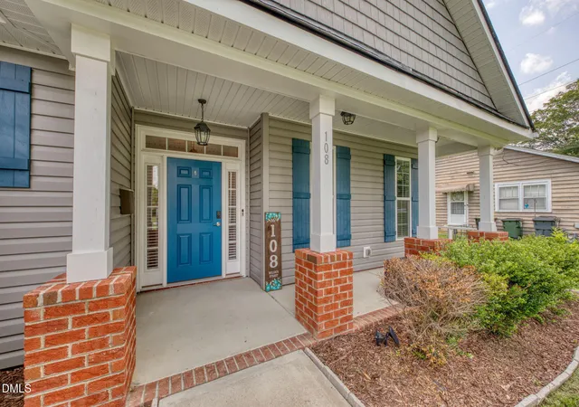Photo 2 of Single family home for sale at 108 Bullock St, Franklinton, NC 27525 | MLS# 10185507 | Listing updated on 2026-09-04
