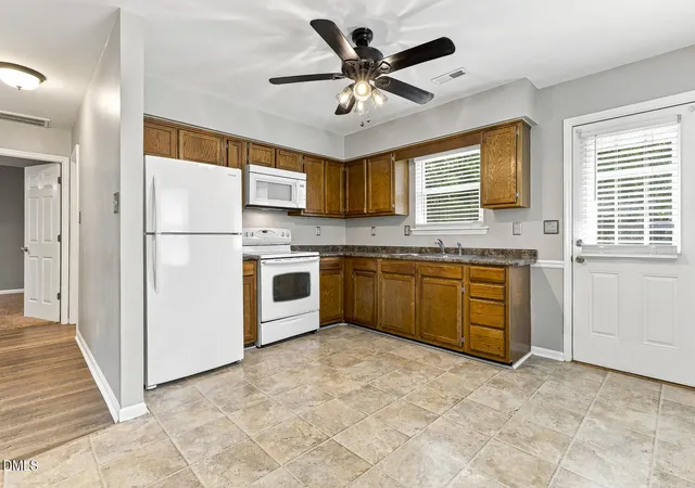Photo 3 of Sale Pending at 2606 Kingdom Way, Durham, NC 27704 | MLS# 10185652 | Listing updated on 2026-08-16