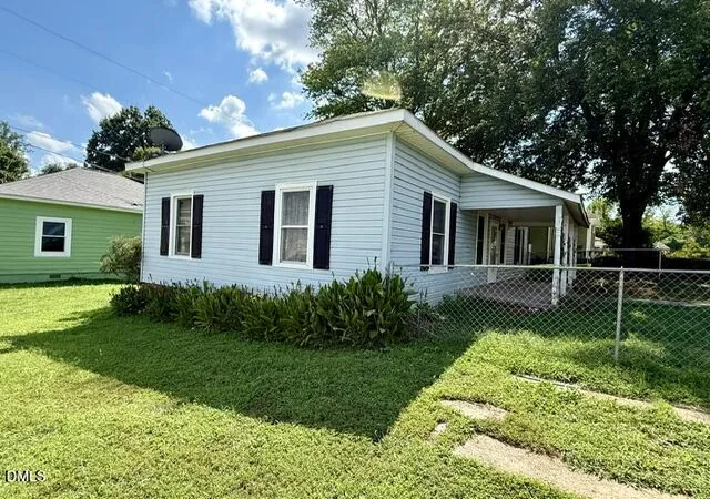 4th image of 219 Kerr Dr, Roxboro, NC 27573 | MLS# 10184819