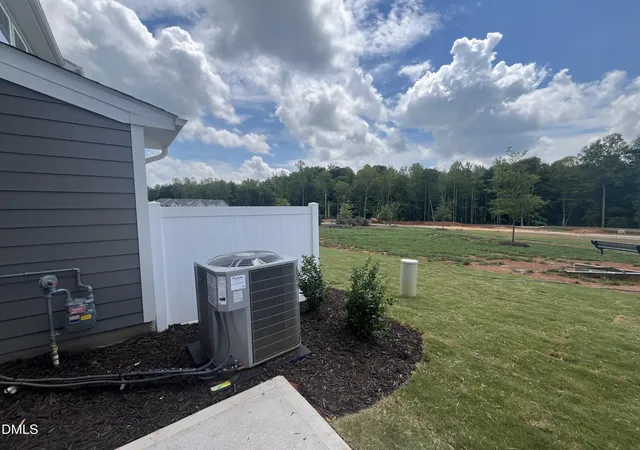 4th image of 1307 Hammond Dr, Mebane, NC 27302 | MLS# 10181199