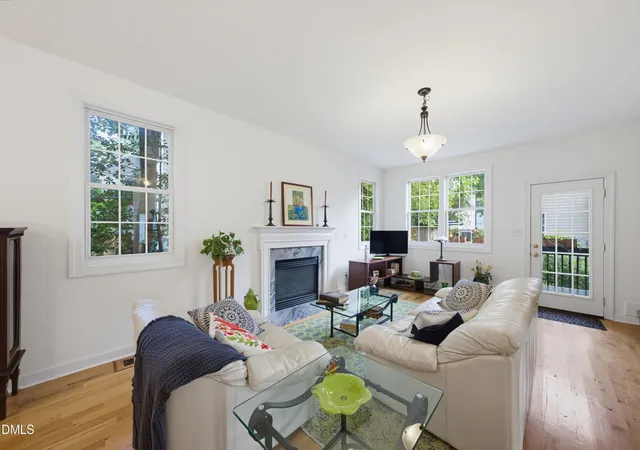 Photo 3 of Single family home for sale at 8901 Castleton Ln, Raleigh, NC 27615 | MLS# 10182164 | Listing updated on 2026-08-27