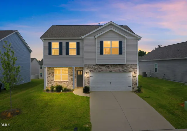 Photo 1 of Single family home for sale at 1420 Carisbrooke Dr, Mebane, NC 27302 | MLS# 10181273 | Listing updated on 2026-09-18