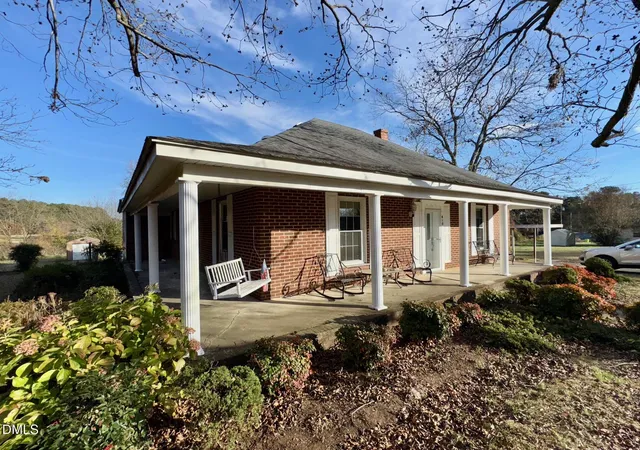 Photo 3 of Single family home for sale at 410 High St, Norlina, NC 27563 | MLS# 10181249 | Listing updated on 2026-09-01