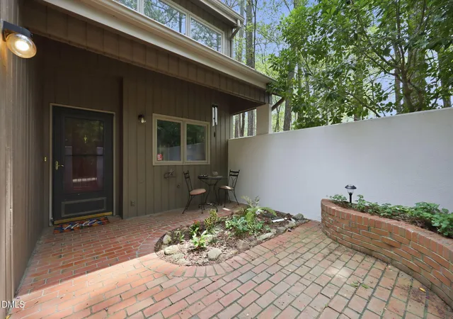 5th image of 1 Banstead Pl, Chapel Hill, NC 27517 | MLS# 10188018
