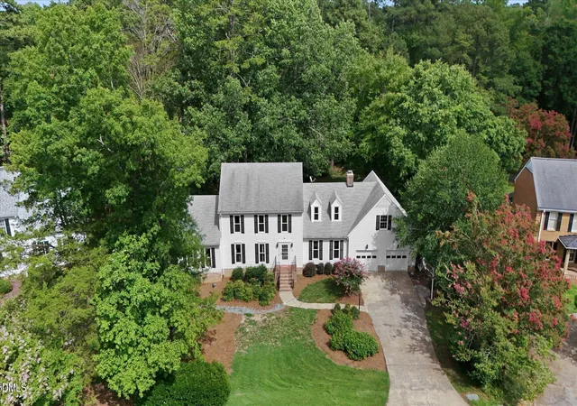 Photo 2 of Single family home for sale at 18 Surrey Ln, Durham, NC 27707 | MLS# 10182457 | Listing updated on 2026-08-25