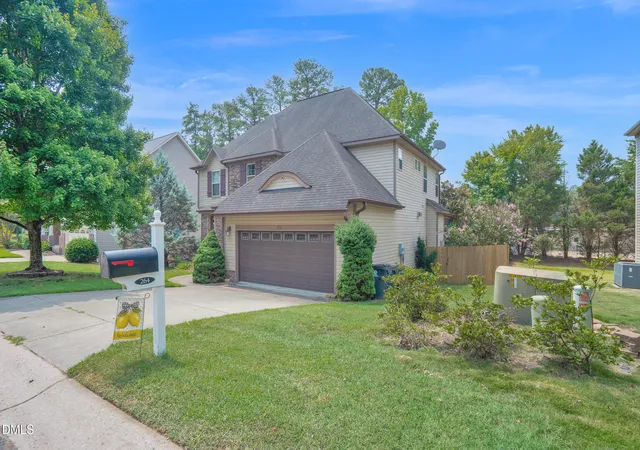 Photo 2 of Single family home for sale at 264 Plantation Dr, Youngsville, NC 27596 | MLS# 10181575 | Listing updated on 2026-08-24