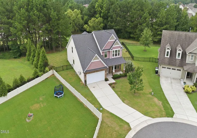 Photo 3 of Sale Pending at 1404 Sage Tree Dr, Zebulon, NC 27597 | MLS# 10185247 | Listing updated on 2026-10-07