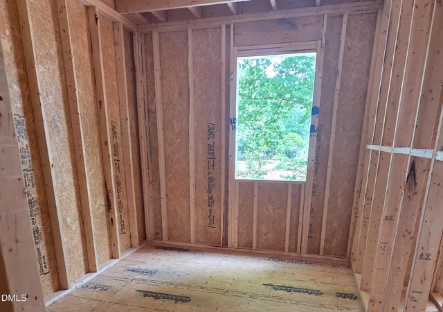 Photo 3 of Sale Pending at 6804 Garrison Ct, Raleigh, NC 27612 | MLS# 10181279 | Listing updated on 2026-07-21