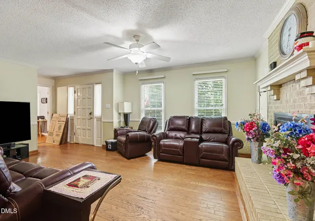3rd image of 118 Laurston Ct, Durham, NC 27712 | MLS# 10181718
