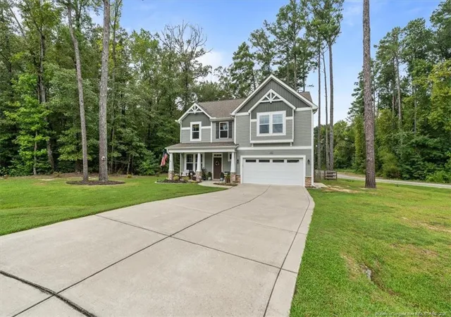 Photo 2 of Single family home for sale at 400 Everest Ct, Aberdeen, NC 28315 | MLS# 766308 | Listing updated on 2026-09-02