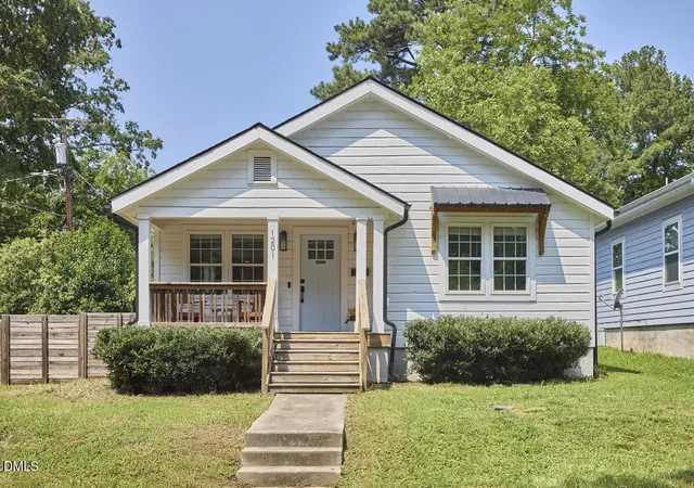 1st image of 1201 Ivy St, Durham, NC 27701 | MLS# 10185714