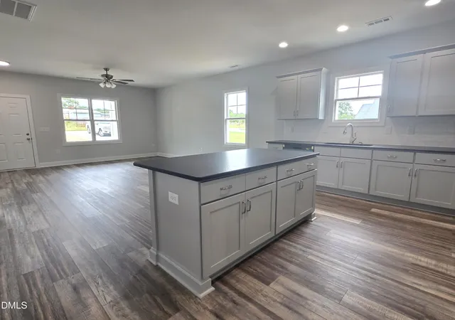 4th image of 178 Jenkins St, Dunn, NC 28334 | MLS# 10184540