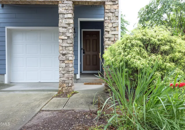 Photo 2 of Townhouse for sale at 2072 Jersey City Pl, Apex, NC 27523 | MLS# 10182600 | Listing updated on 2026-09-14